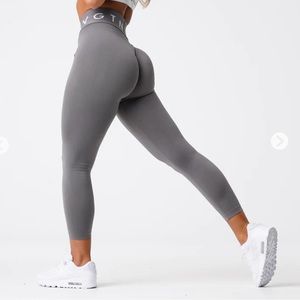 NVGTN SEAMLESS LEGGINS WORN TWICE
